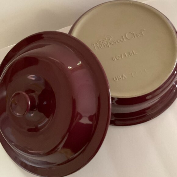 PAMPERED CHEF Round Covered Baker Casserole NWOT - Picture 4 of 7